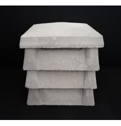 Comignolo canna fumaria in cls 30 x 30-40 x 40 cm.
